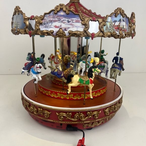 Mr. Christmas Triple Decker Carousel Music Box - Picture 5 of 16